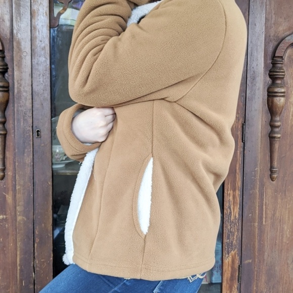 SOLD - Picture 4 of 7